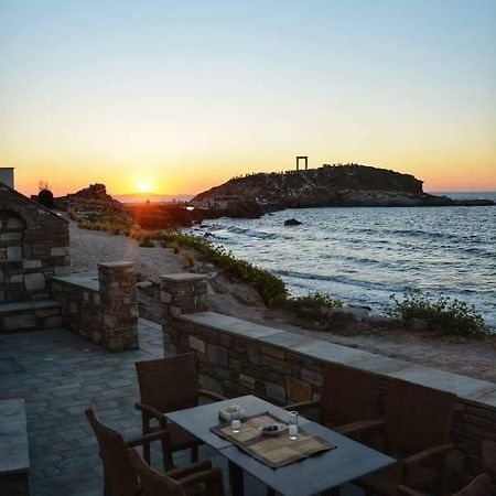 Апартаменты Albatross Seafront House Naxos City Экстерьер фото
