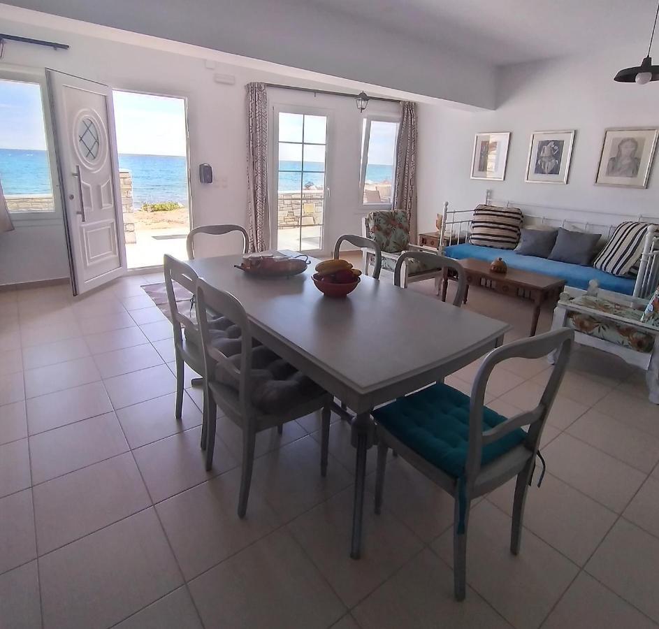 Апартаменты Albatross Seafront House Naxos City Экстерьер фото