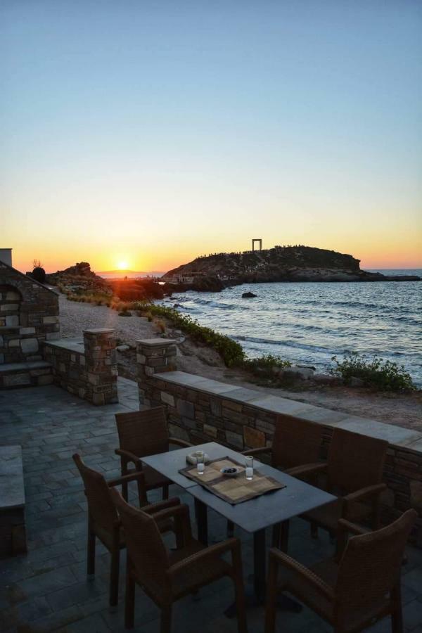 Апартаменты Albatross Seafront House Naxos City Экстерьер фото